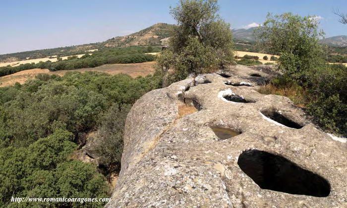 DETALLE DE CAS EN LA PIEDRA DE LOS MOROS